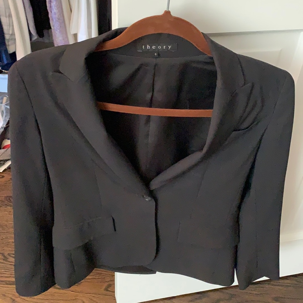Black theory blazer